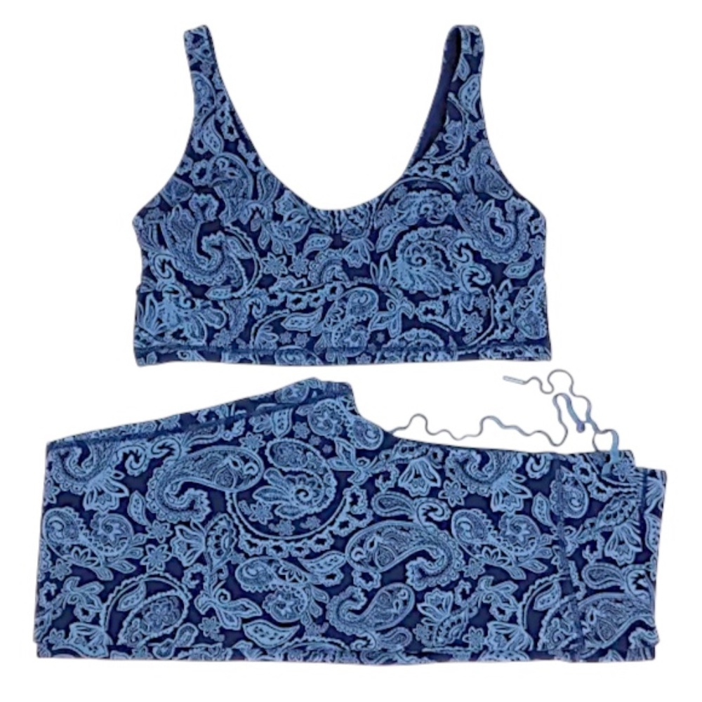 The Upside Blue Paisley Activewear Set –‎ Sports Bra (10) & Leggings (8)